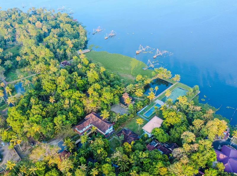 Pathiramanal Villa